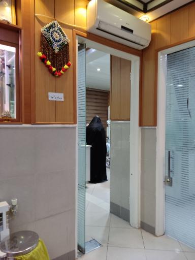 کلینیک دندانپزشکی دکتر شکرانی