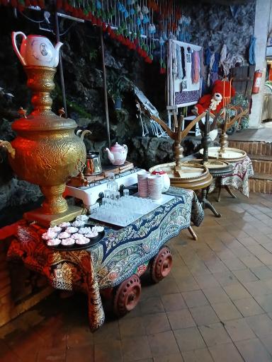 عکس رستوران هودین و هورام