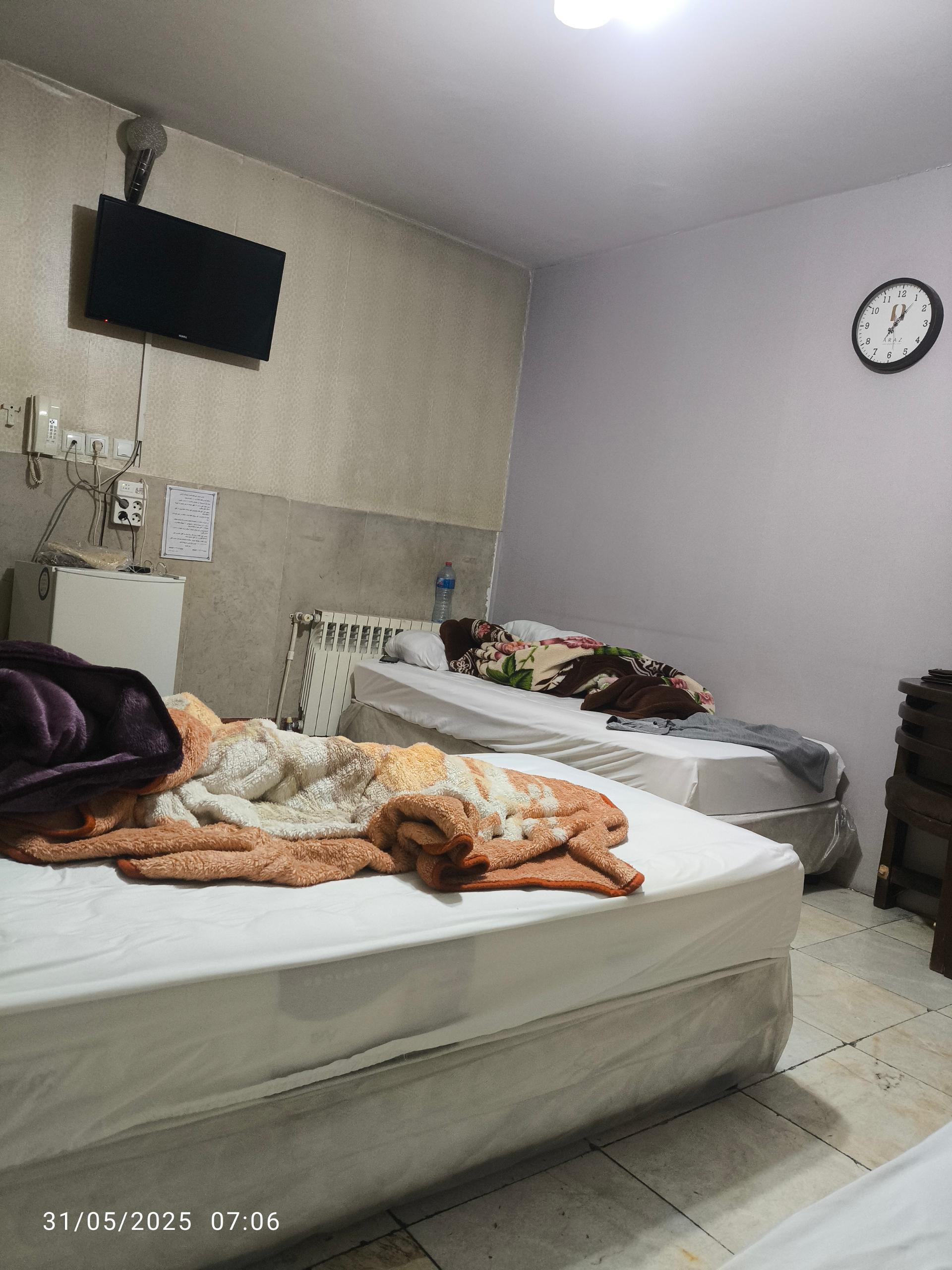 عکس مهمانپذیر آراز