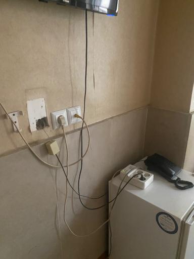 عکس مهمانپذیر آراز