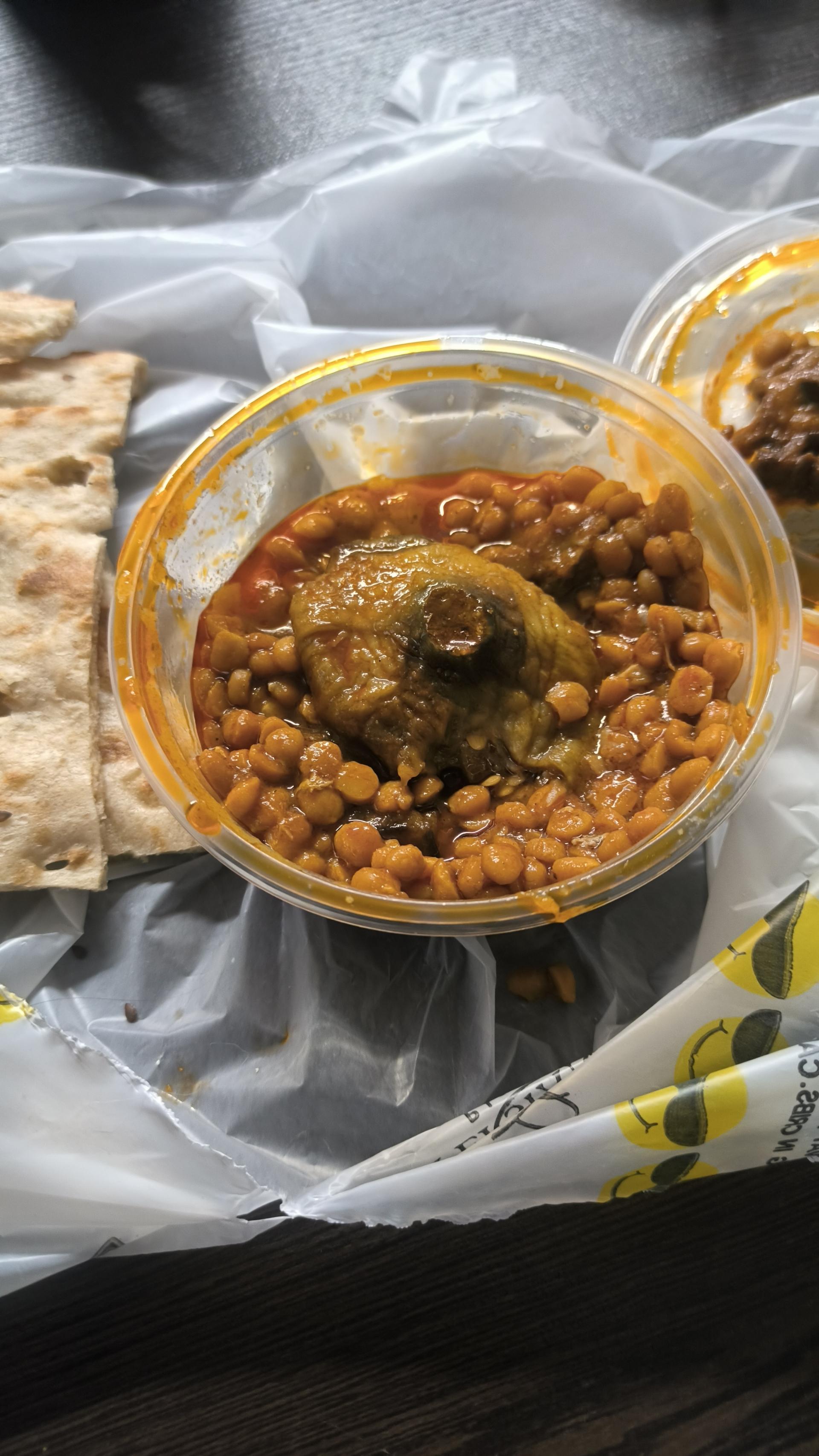 عکس غذای بیرون بر انا