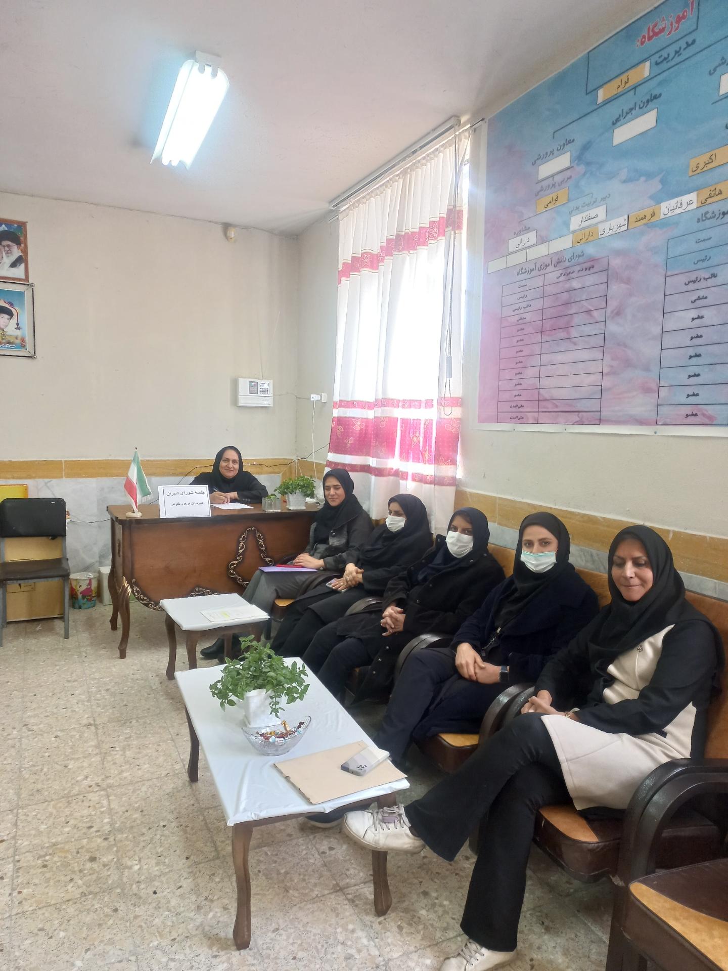 عکس دبیرستان دخترانه مرحوم طلوعی