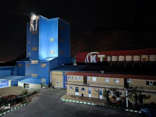 عکس کیمیاگران تغذیه