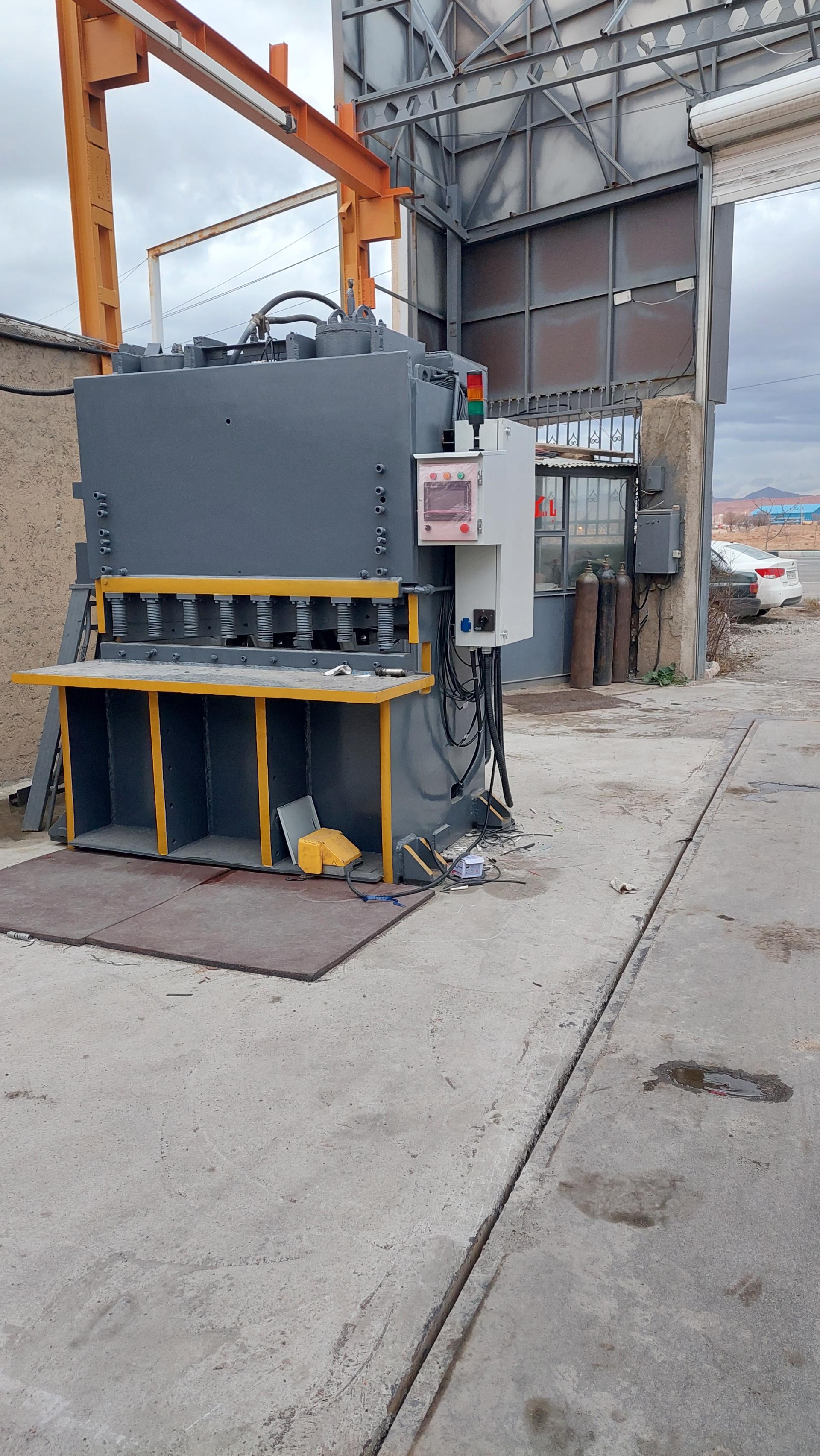 عکس برق صنعتی آریان الکتروتکنیک پارس