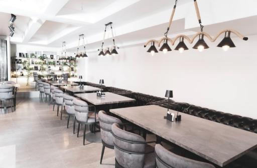 عکس کافه رستوران رایکا