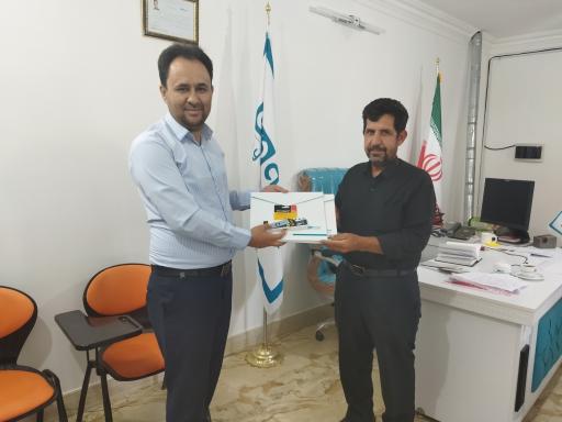 عکس بیمه دی (نمایندگی کاظم خموشی)