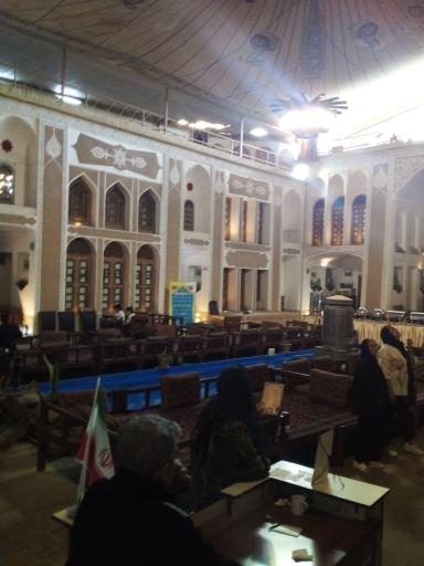 عکس رستوران والی یزد