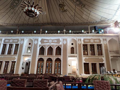 عکس رستوران والی یزد