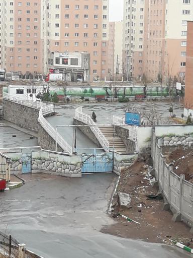 عکس دبیرستان دخترانه دولتی حنّانه