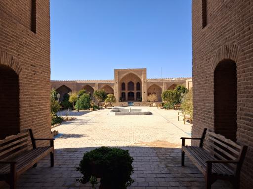 عکس کاروانسرای شاه عباسی کوهپایه