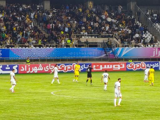 عکس ورزشگاه پارس