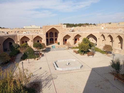 عکس کاروانسرای شاه عباسی کوهپایه