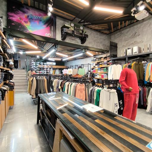 عکس فروشگاه پوشاک اشراف