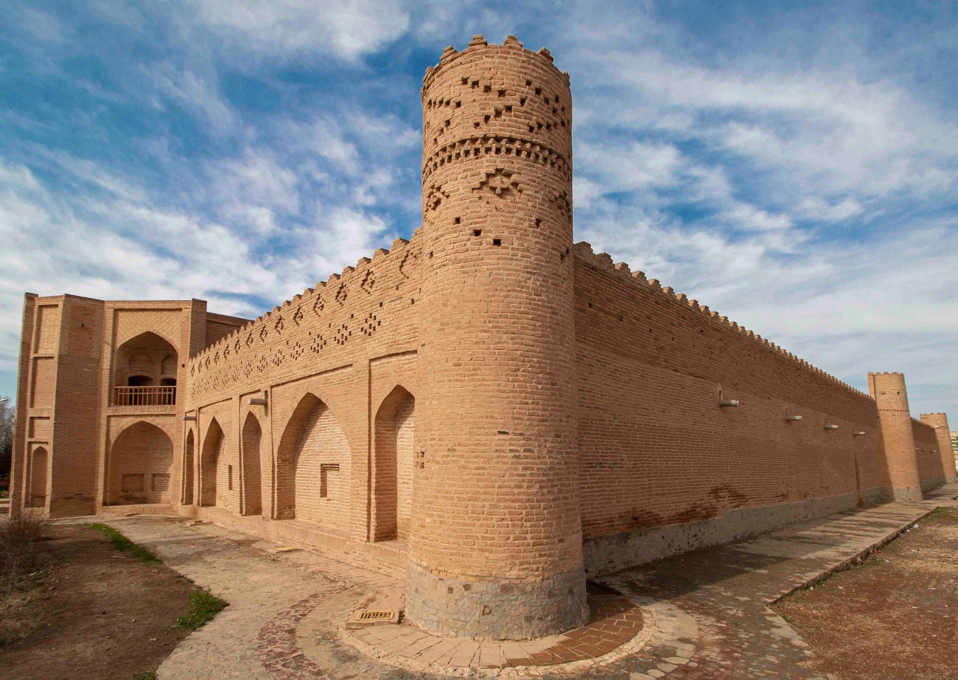 عکس کاروانسرای شاه عباسی کوهپایه