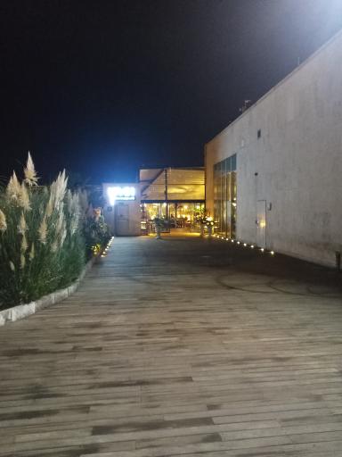 عکس کافه رستوران لول 4