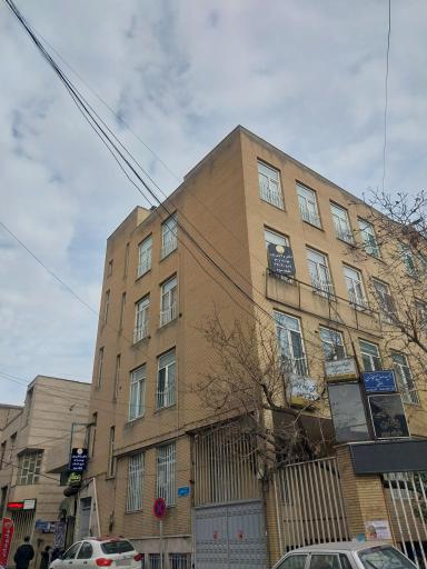 کلینیک تخصصی پارسیان رخ دکتر ولایتی