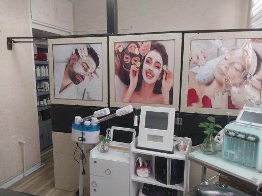 کلینیک تخصصی پارسیان رخ دکتر ولایتی