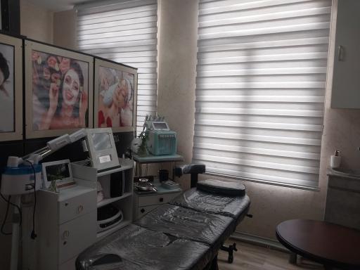 کلینیک تخصصی پارسیان رخ دکتر ولایتی