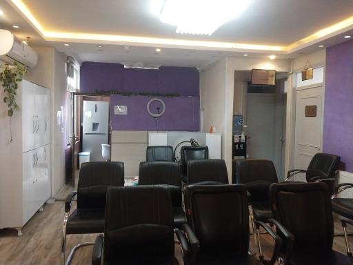 عکس کلینیک تخصصی پارسیان رخ دکتر ولایتی