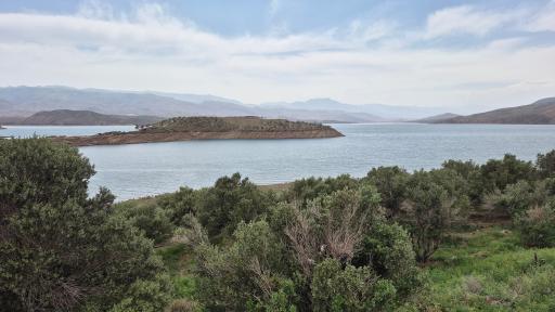 عکس دریاچه سد منجیل