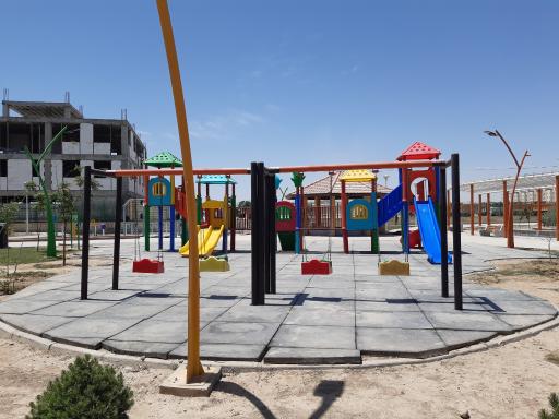 عکس بازیکده آفتاب هشتم