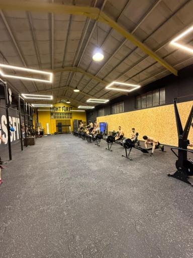 عکس باشگاه کراسفیت بلاک 44