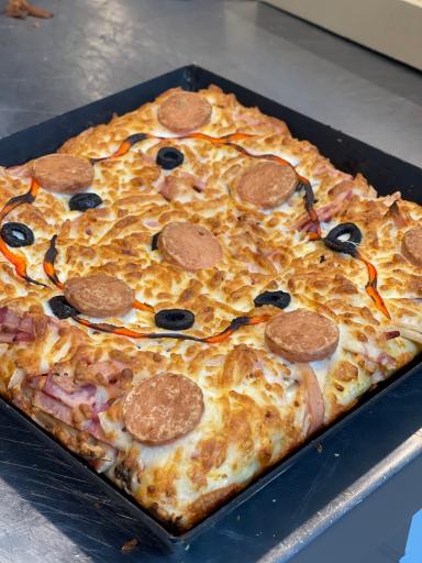 عکس عطاویچ شعبه سعادت آباد