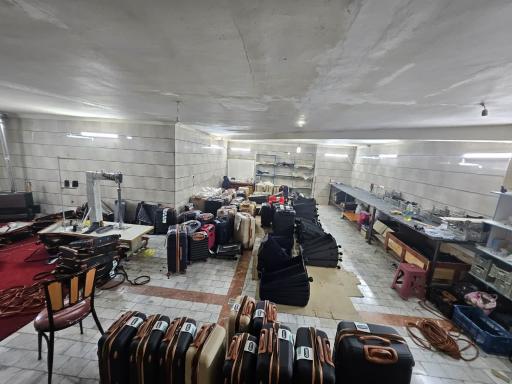 عکس تولیدی و پخش کیف چمدان