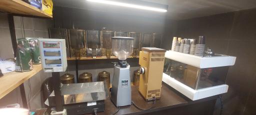 عکس قهوه فروهر