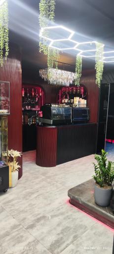 عکس کافه صبحانه کارما