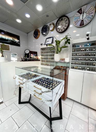 عکس گالری ساعت پرنس