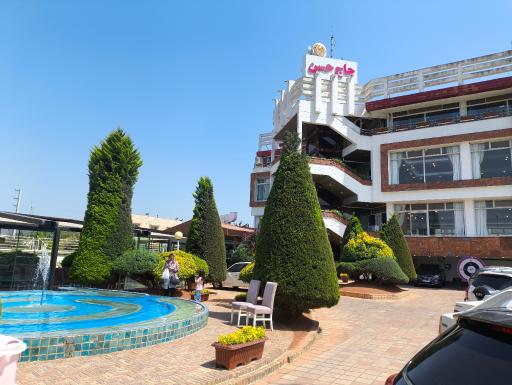 عکس رستوران حاج حسن