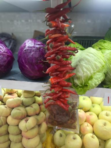 میوه و محصولات محلی و ارگانیک خدایی