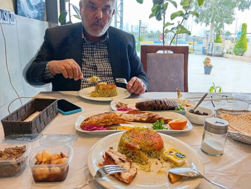 عکس رستوران ماهی اکبر کولاک