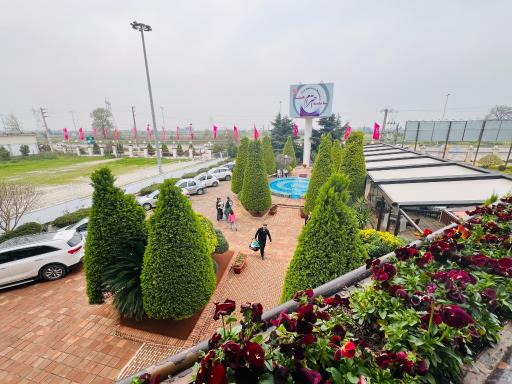 عکس رستوران حاج حسن