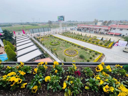 عکس رستوران حاج حسن