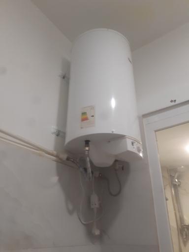 عکس خدمات برق و تاسیسات ساختمانی هاشمی