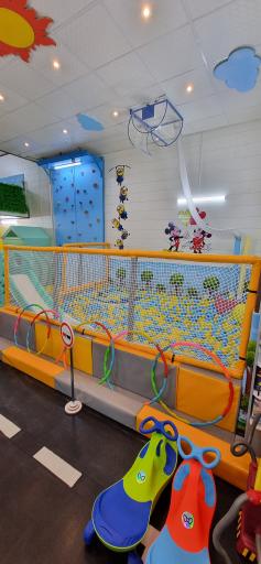 عکس خانه بازی شادکودک