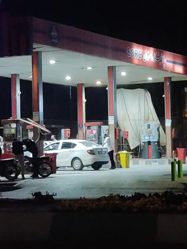 عکس پمپ بنزین کافی