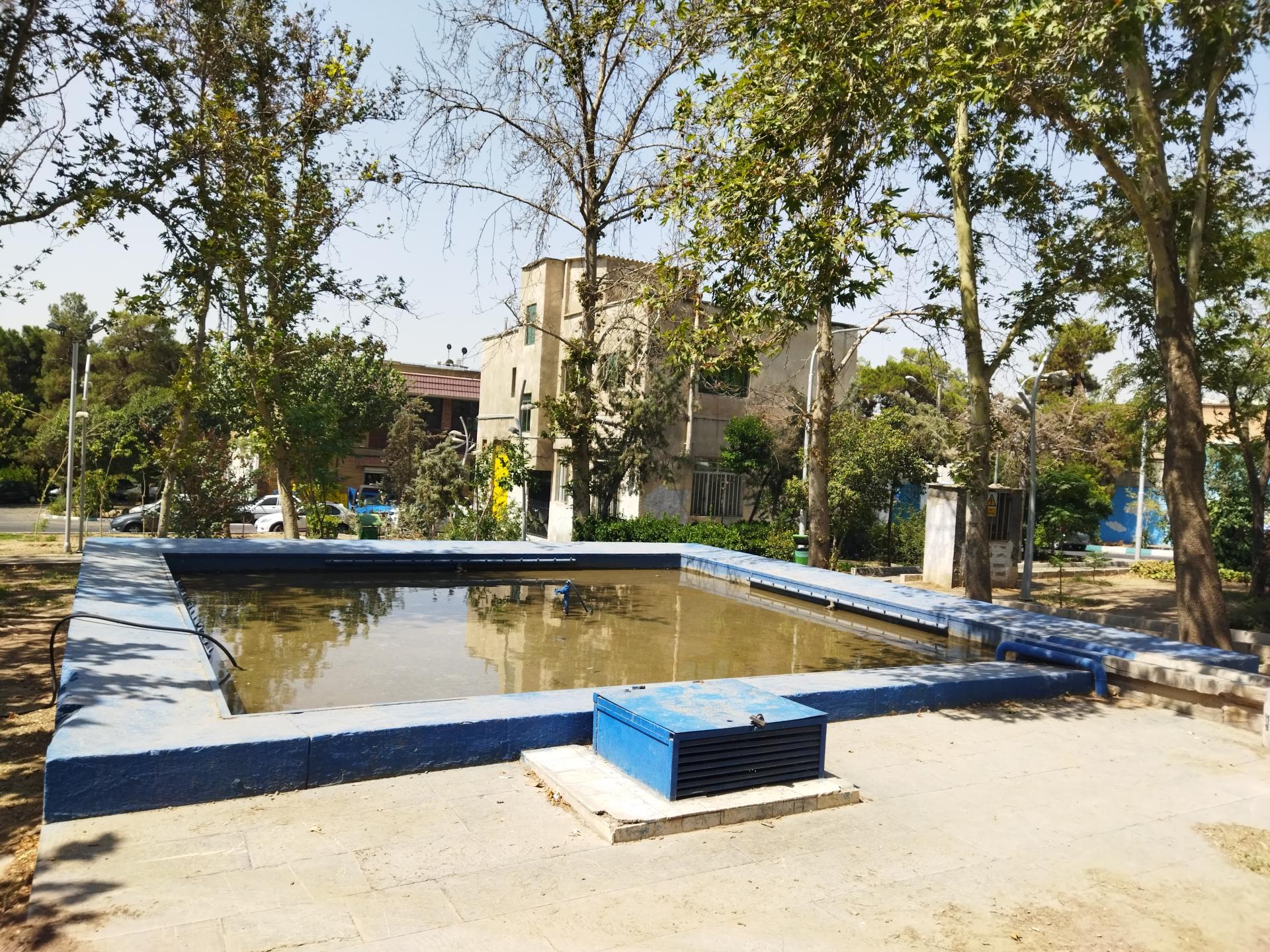 عکس آبنمای بوستان هخامنش