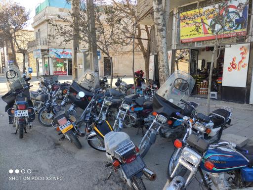 عکس تعمیرگاه موتور سیکلت برادران عباسی