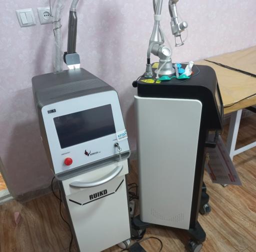 عکس کلینیک لیزر پوست و مو پرنیان