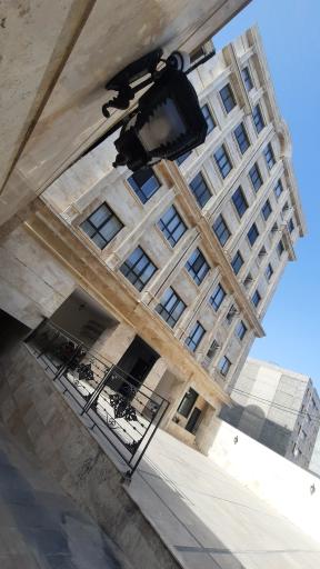 عکس ساختمان شاهان