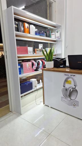 عکس فروشگاه بای فون