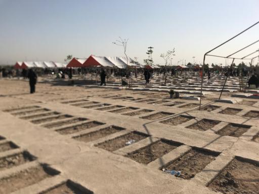 عکس قطعه 329 بهشت زهرا