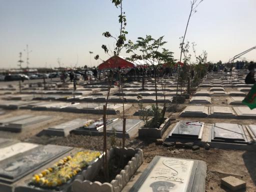 عکس قطعه 329 بهشت زهرا