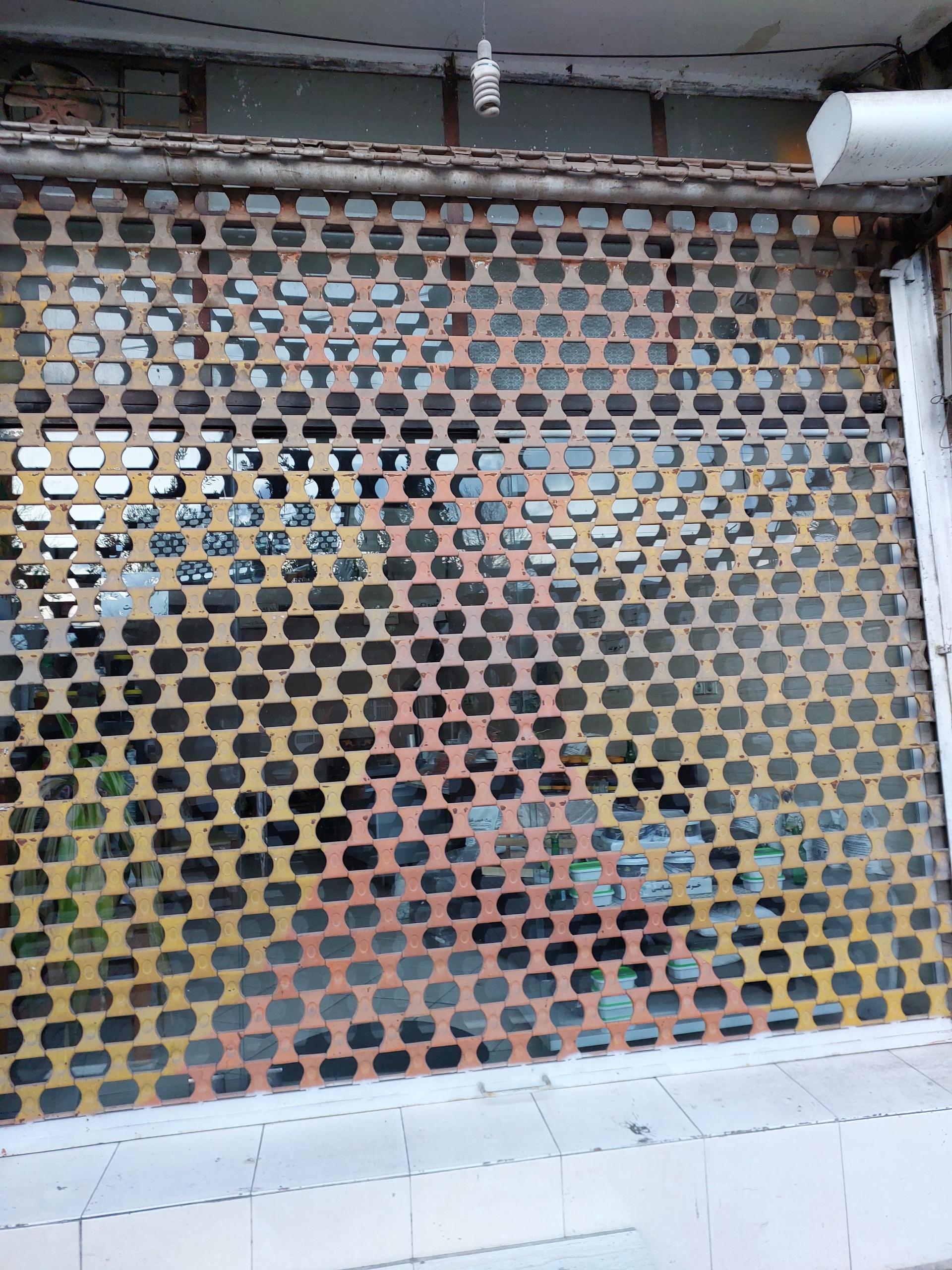 عکس عسل فروشی حسینی