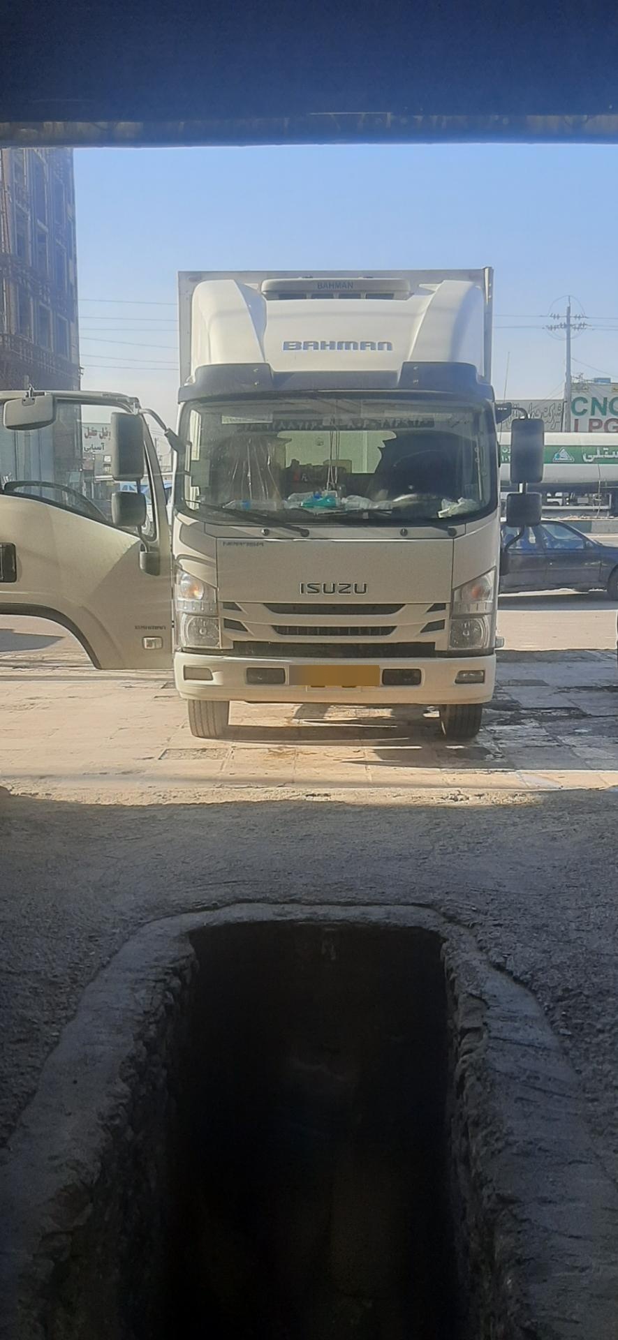 عکس دیاگ و برق کامیونت الوند و جک