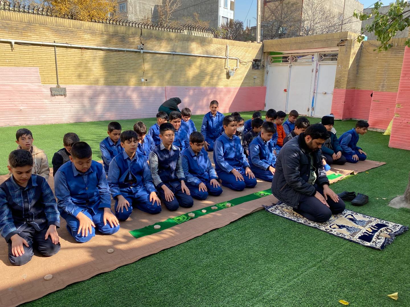 عکس دبستان پسرانه آیات طاها (غیرانتفاعی)