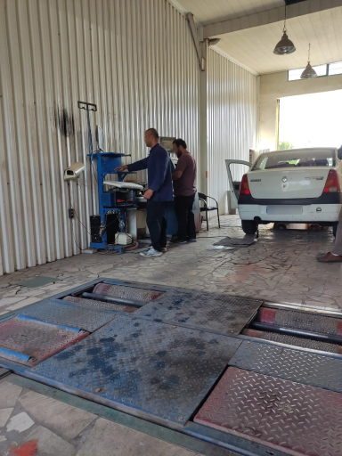 عکس مرکز معاینه فنی خودرو بیدستان